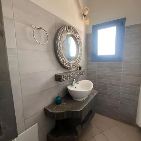 Aigli アパート *