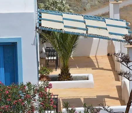 アパート Aigli アナフィ